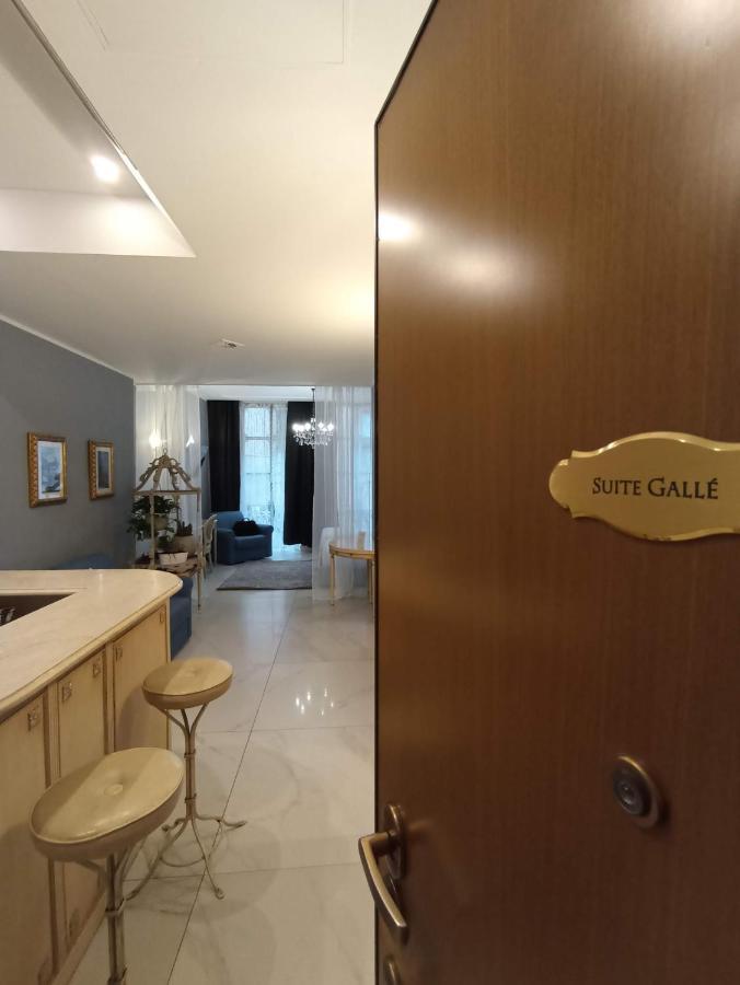 Mercanti Apts Via Passarella Apartment